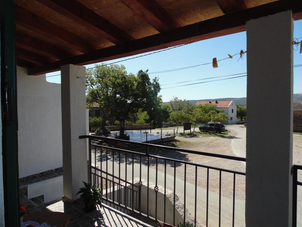 Holiday Home Paklenica Starigrad Paklenica Luaran gambar