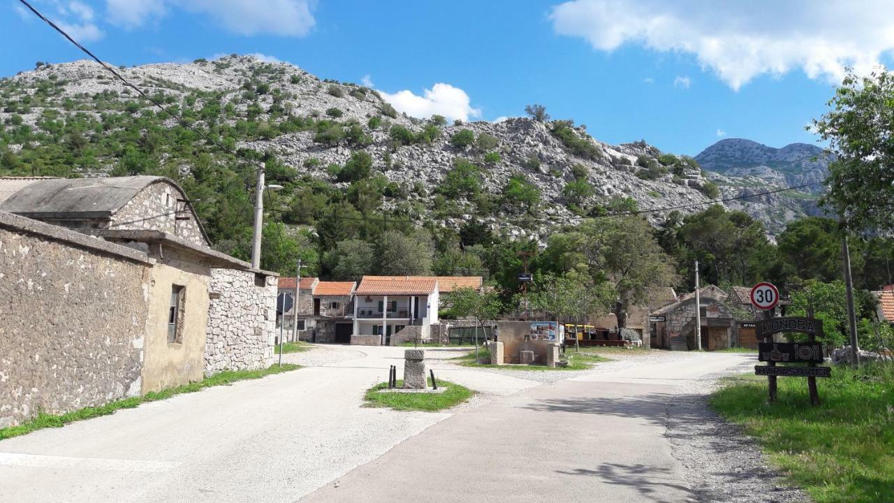 Holiday Home Paklenica Starigrad Paklenica Luaran gambar